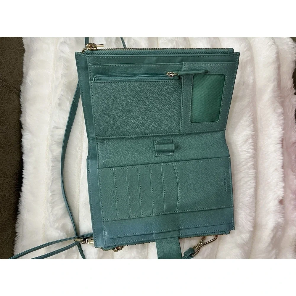 Levinger Crossbody Wallet Bag Womens OS‎ Teal Blue Excellent Pebbled Leather